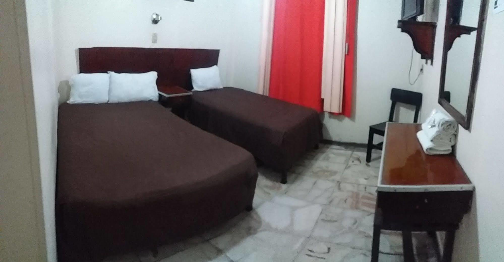 Hotel Colon De Zacatecas Eksteriør bilde